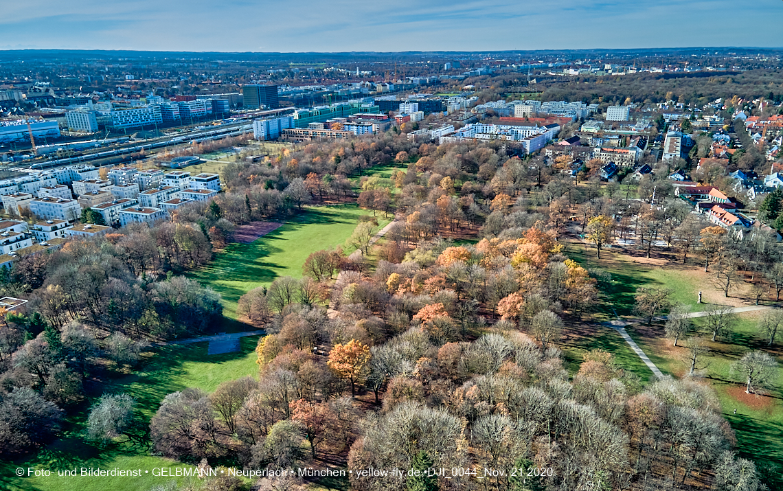 21.11.2020 - Hirschgarten mit Paketposthalle in München